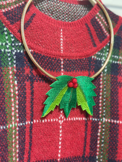 Holly Necklace