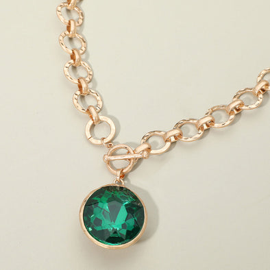 Green Bold Oval Gemstone Pendant Chunky Chain Toggle Necklace