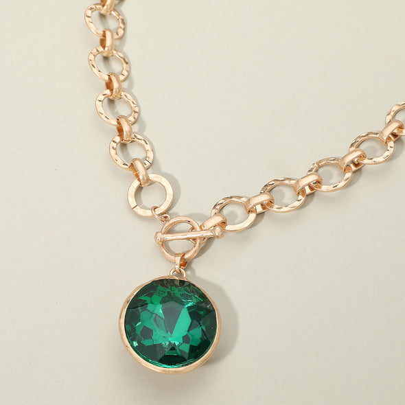 Green Bold Oval Gemstone Pendant Chunky Chain Toggle Necklace