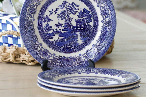 Blue Willow Dinner Plates 10"