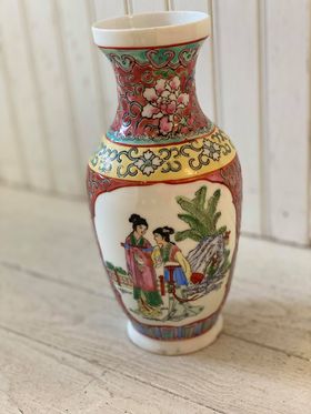 Oriental Women Vase