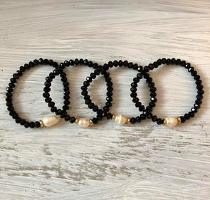 Pearl Stretch Bracelet with Black Rhinestones
