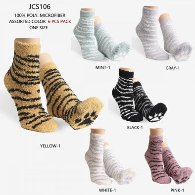 Comfy Luxe Fuzzy Knit Zebra Print Socks