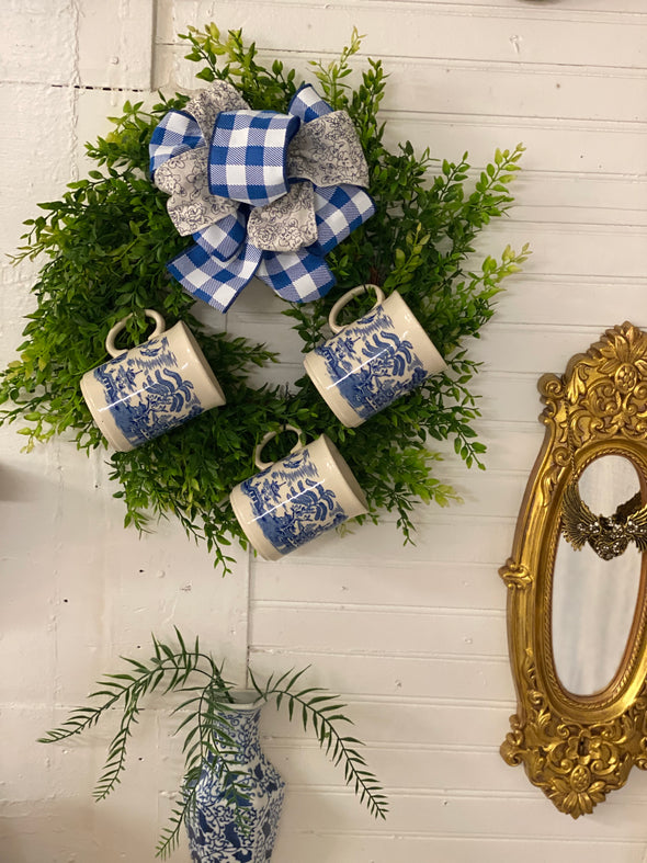 Blue Willow Cup Wreath (13”)