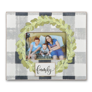 Family Checkered Frame
